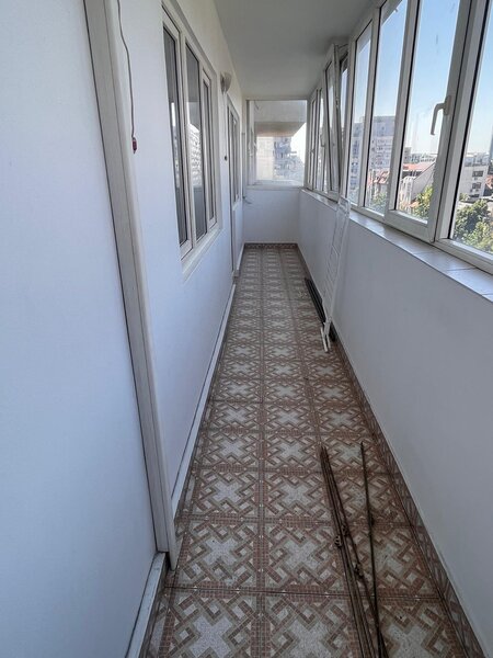 Dorobanti inchiriere 2 camere 60 mp, renovat, balcon lung, aer cond